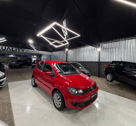 VOLKSWAGEN FOX 1.0 MI 8V FLEX 4P MANUAL VOLKSWAGEN FOX 1.0 MI 8V FLEX 4P MANUAL
